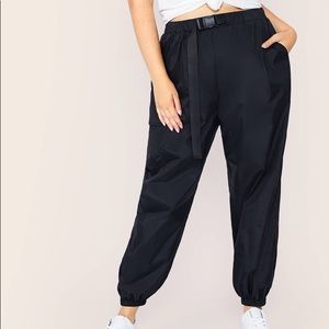 SHEIN BLACK CARGO PANTS